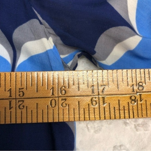 Boden Women’s Blouse Top Shirt Size 6 Blue Geometric print - Picture 4 of 10